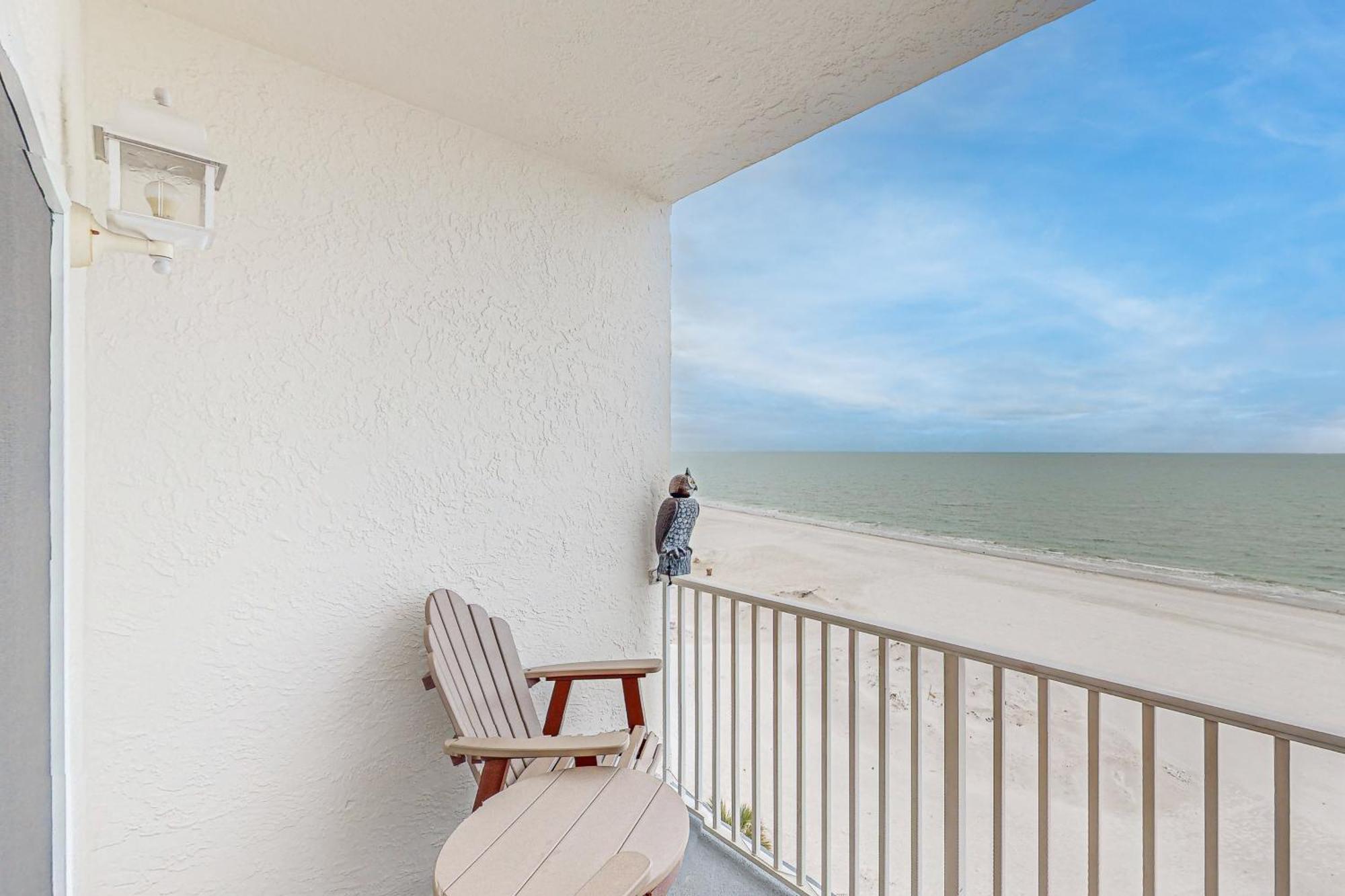 Sea Breeze 608 Lägenhet St. Pete Beach Exteriör bild